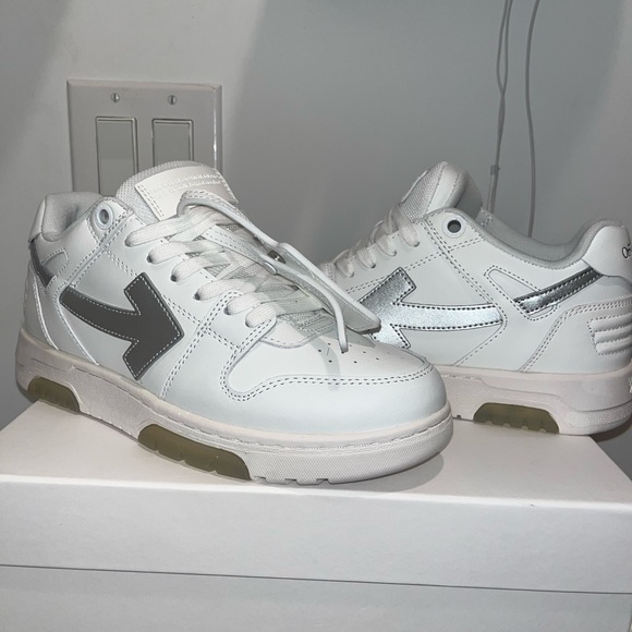 OFF WHITE OUT OF OFFICE SNEAKERS (SILVER) - Picture 7 of 10
